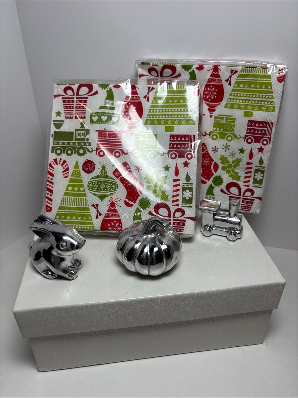 Mariposa Red and Green Holiday Napkins with set of 3 napkins weights.